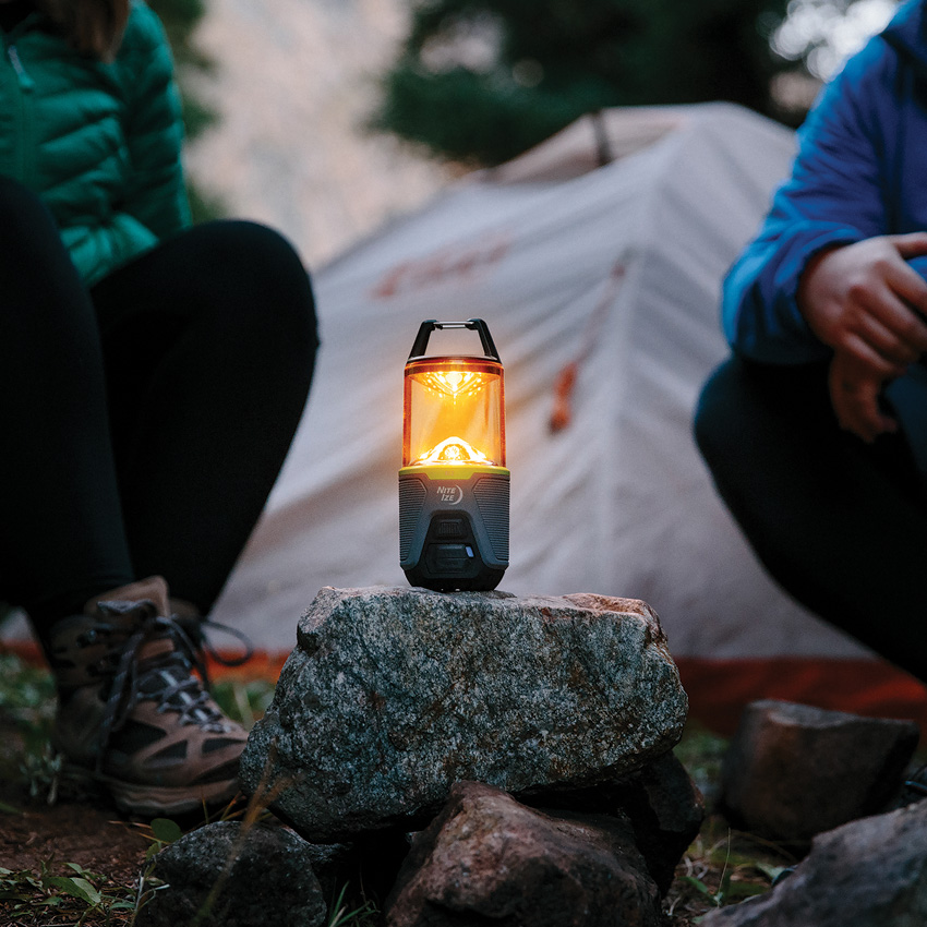 Nite Ize RL2 Radiant Recharge Lantern Nite Ize RL2 Radiant Recharge Lantern