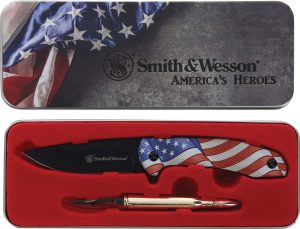 Smith & Wesson America Hero Combo