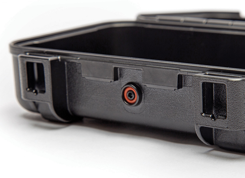 NANUK 225 Waterproof Case Black NANUK 225 Waterproof Case Black